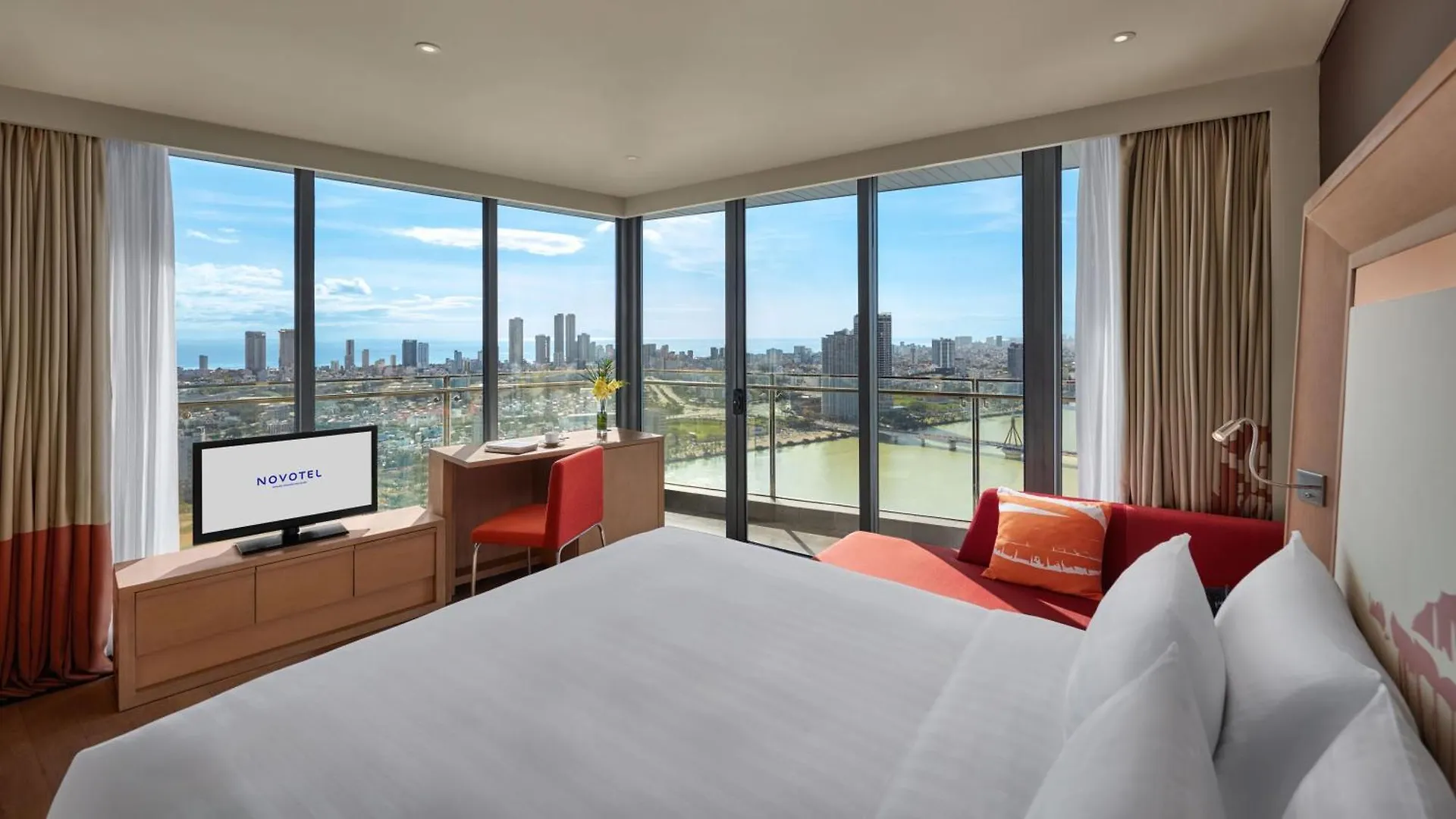***** Szálloda Novotel Danang Premier Han River Vietnám