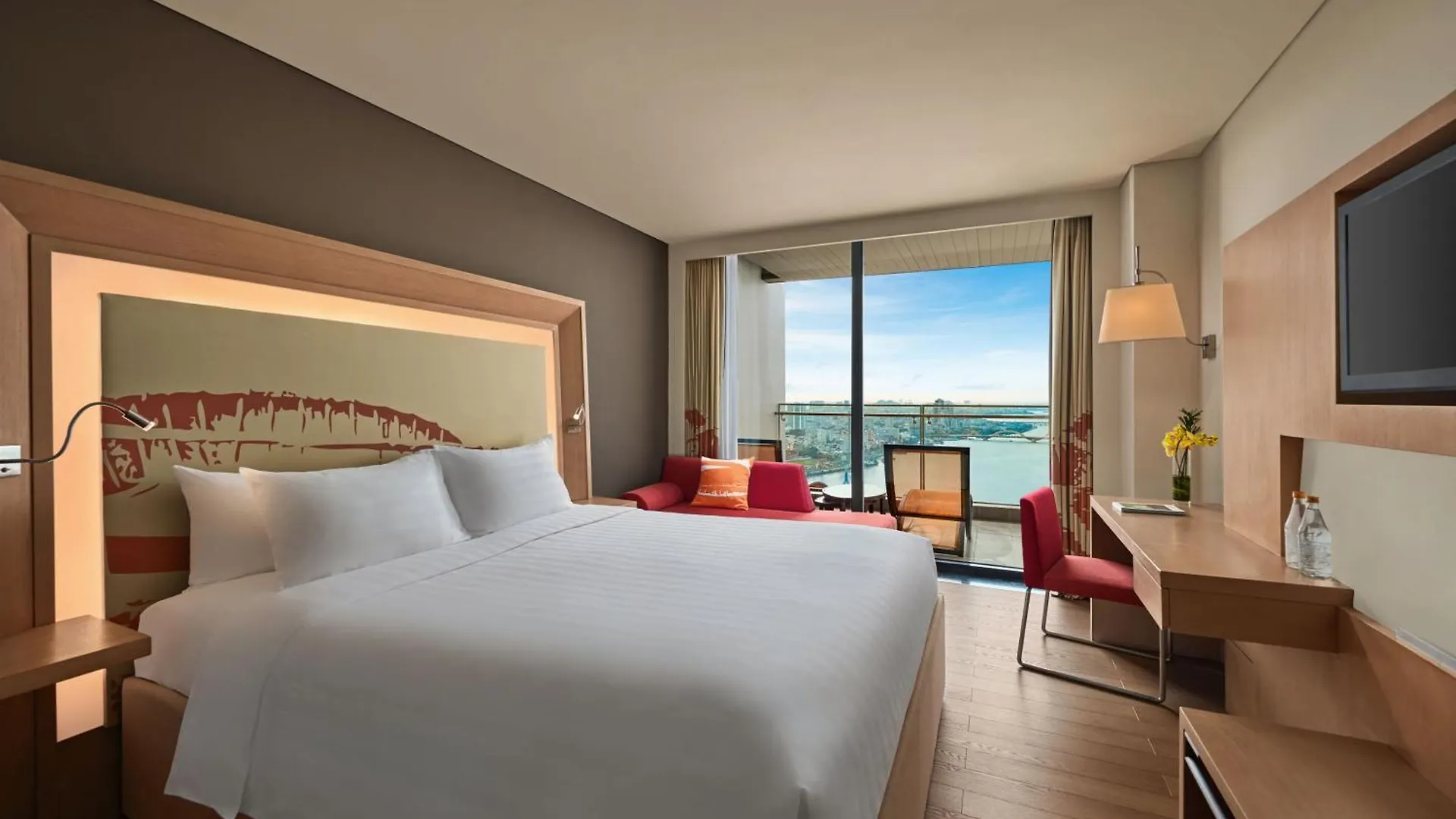 Novotel Danang Premier Han River Szálloda